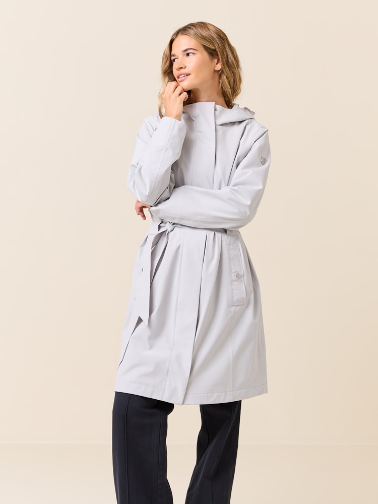 Wendy regnjakke 7510313_IFO-JEANPAUL-S25-Modell-Front_7323_Wendy regnjakke IFO 7510313.jpg_Front||Front