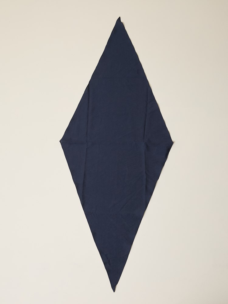 Anine skjerf 7510624_EM6-JEANPAUL-S25-Front_2871_Anine skjerf EM6_Anine skjerf EM6 7510624.jpg_Front||Front