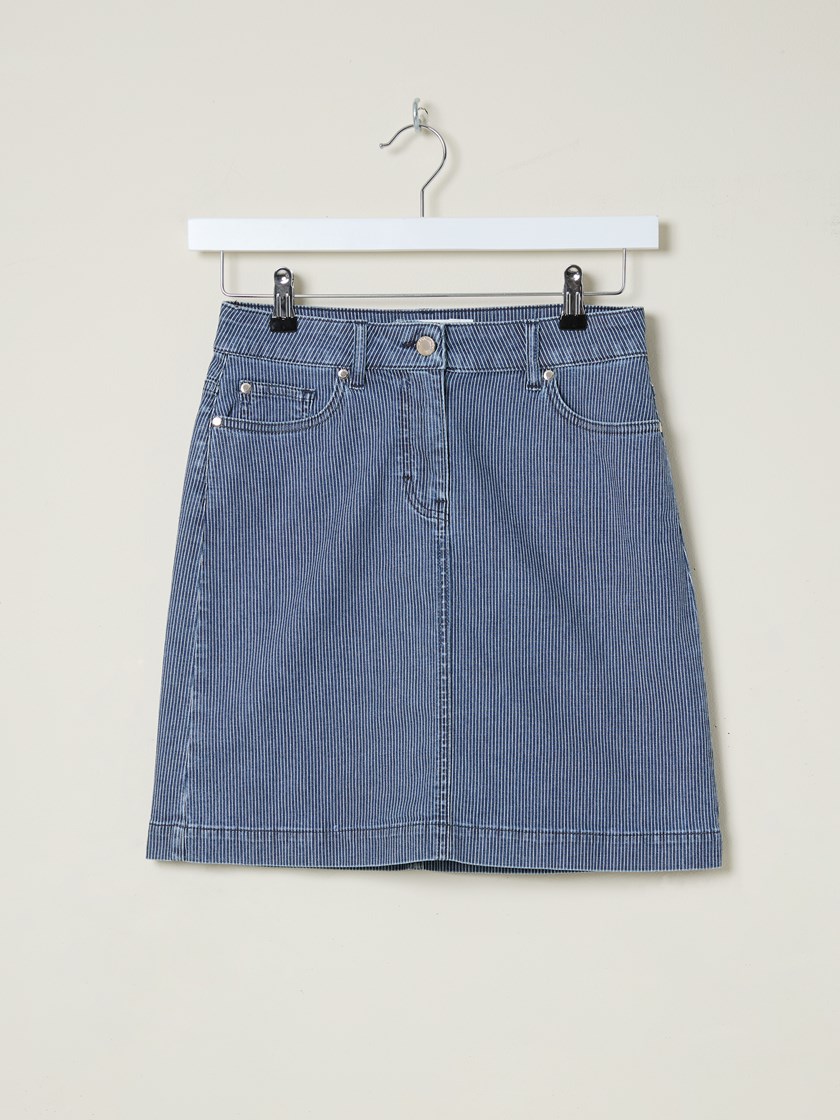 7510843 DAA 7510843_DAA-JEANPAUL-H25-Front_1678_Patty stripet skjørt DAA_Patty stripet skjørt DAA 7510843.jpg_