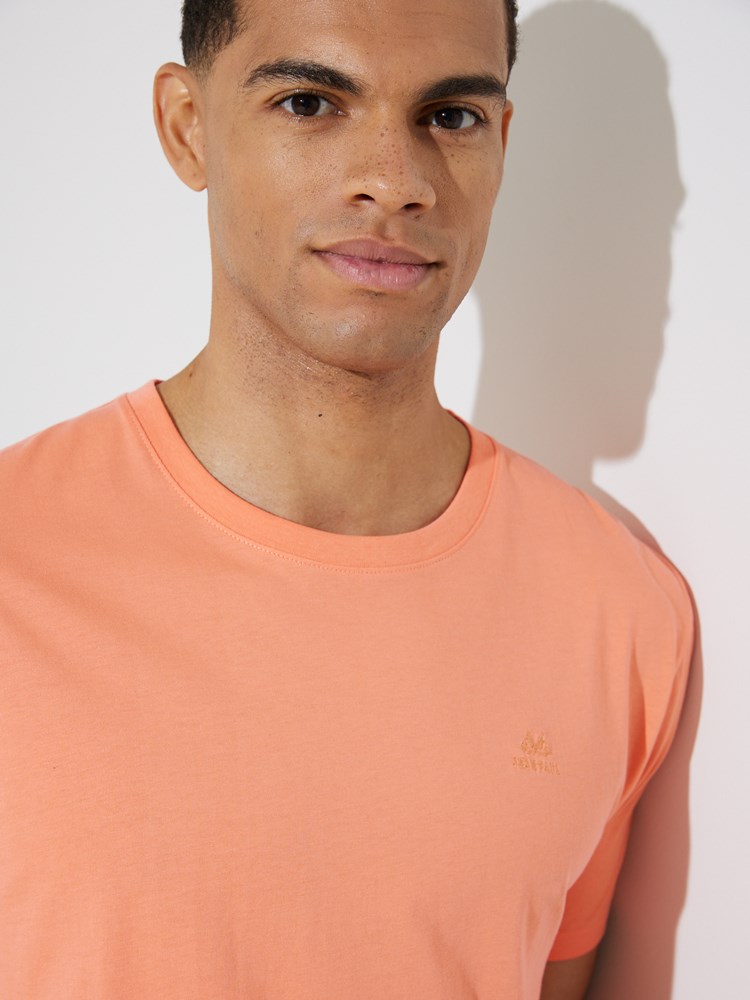 Eliot t-skjorte 7511017_R03-JEANPAUL-H25-Modell-Front (2)_Eliot t-skjorte R03_Eliot t-skjorte R03 7511017.jpg_