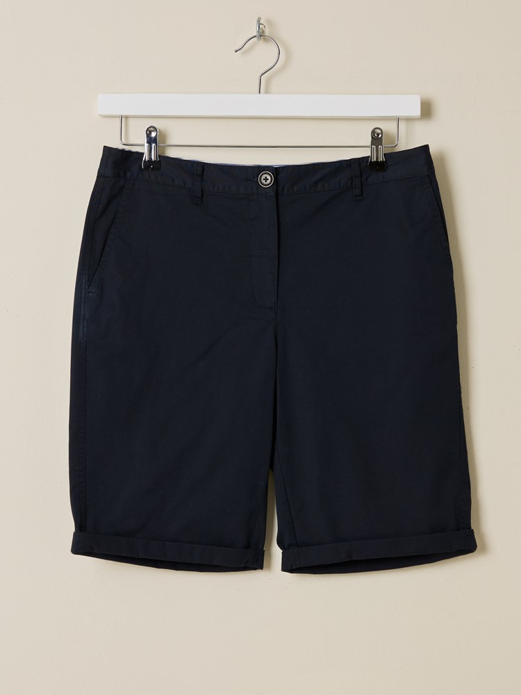 Cerise shorts 7511161_EM6-JEANPAUL-H25-Front_3077_Cerise shorts EM6 7511161.jpg_