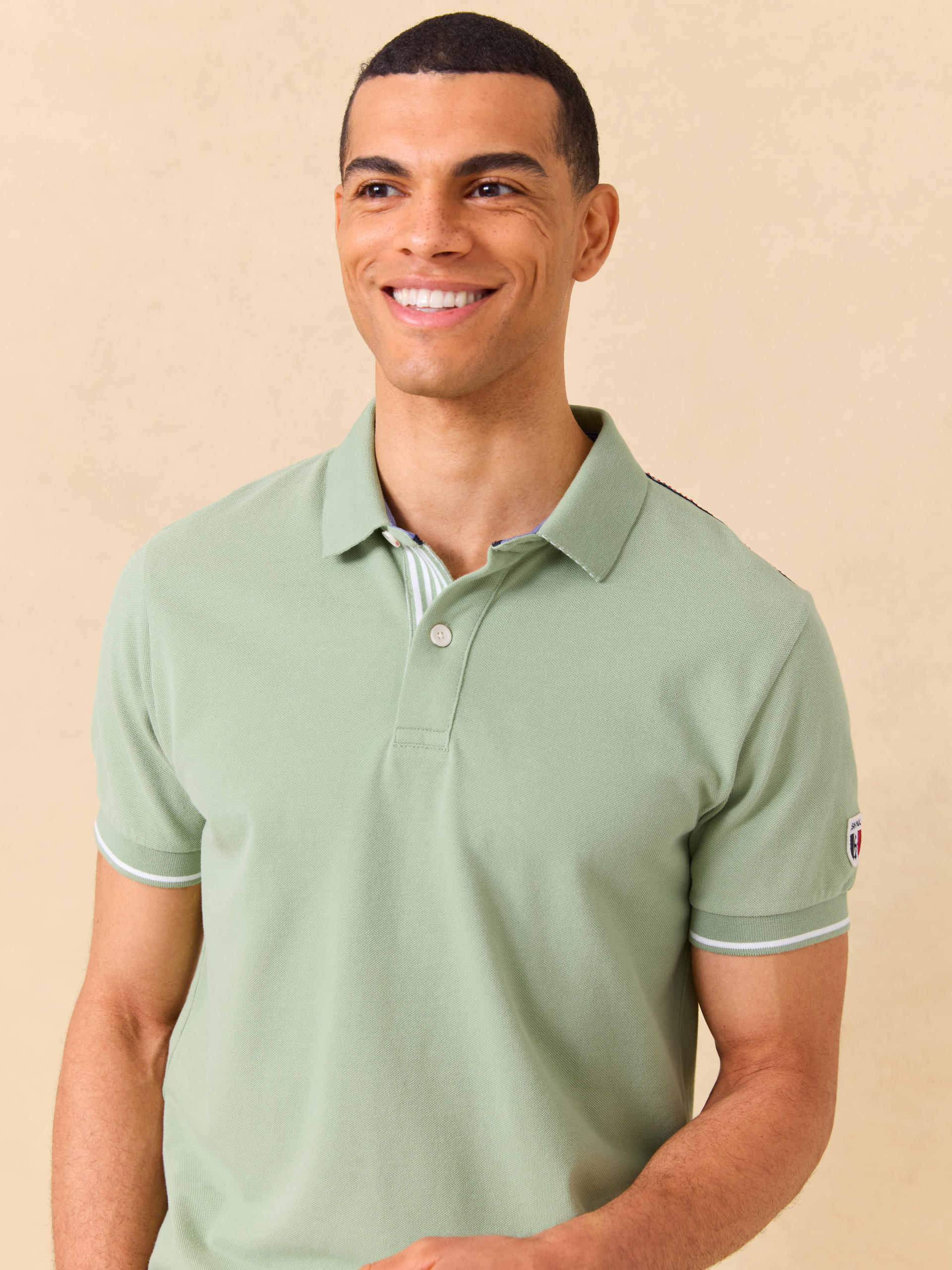 Raphael pique 7511247_GJO-JEANPAUL-H25-Front_3908_Raphael pique GJO 7511247.jpg_Front