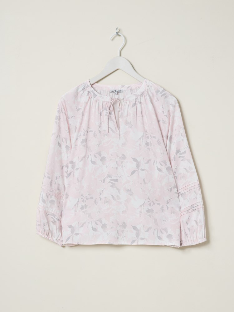 Luca bluse 7511395_S39-JEANPAUL-H25-Front_3884_Luca bluse S39_Luca bluse S39 7511395.jpg_Front||Front