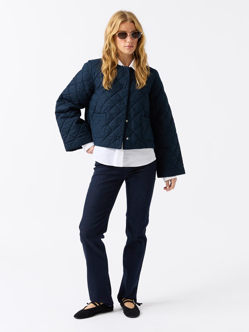 7511475 EM6 7511475_EM6_Jean Paul_Heidi Jakke_A25_Pre Fall (7)_Heidi jakke EM6.jpg_