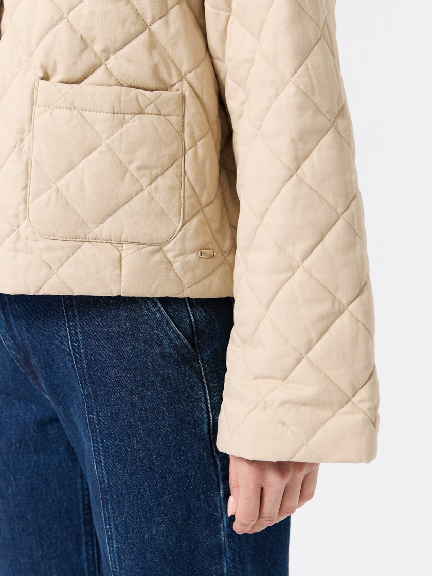 7511475 I4C 7511475_I4C_Jean Paul_Heidi Jakke_A25_Pre Fall (11)_Heidi jakke I4C_Heidi jakke I4C 7511475.jpg_