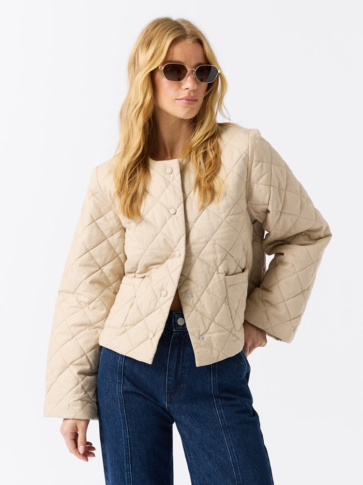 Heidi jakke 7511475_I4C_Jean Paul_Heidi Jakke_A25_Pre Fall (5)_Heidi jakke I4C_Heidi jakke I4C 7511475.jpg_