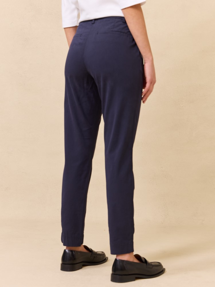 Caroline chino 7511482_EM6_Jean Paul_Caroline Chinos_S25 (6)_Caroline chino EM6_Caroline chino EM6 7511482.jpg_