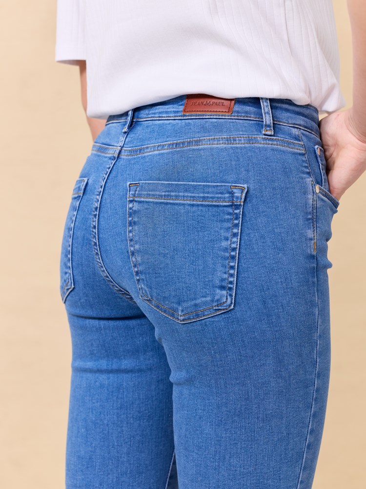 Sabine cropped flared jeans 7511780_DAC_Jean Paul_Sabine Cropped Flare Jeans_H25 (4)_Sabine cropped flared jeans DAC 7511780.jpg_