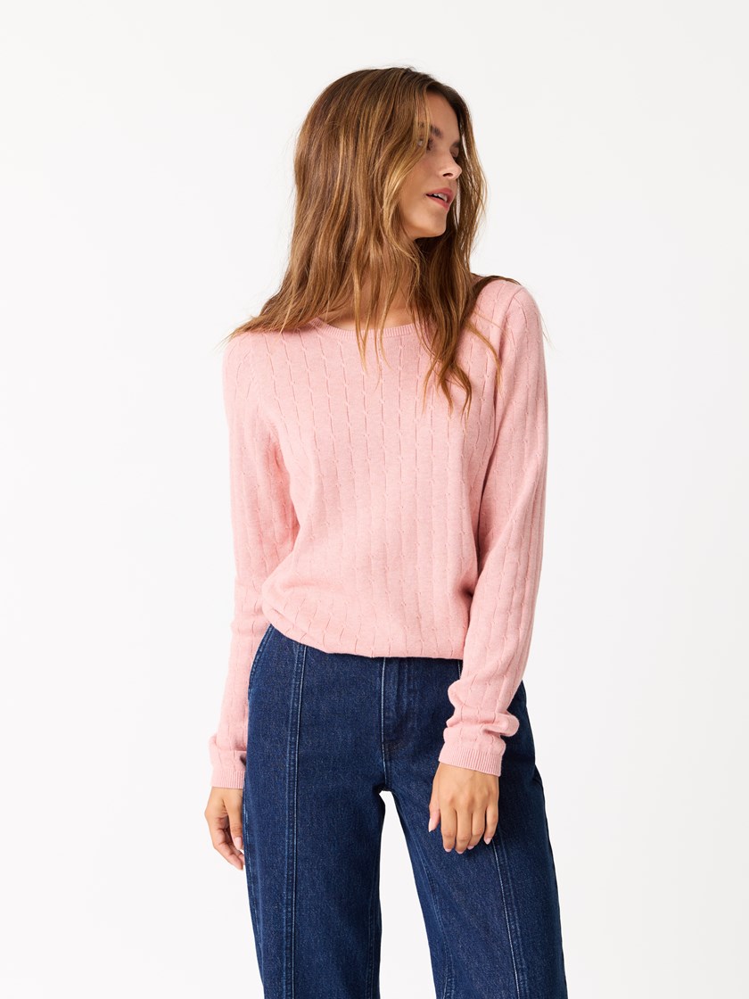 7511987 ADM 7511987_ADM-JEANPAUL-W25-Modell-Front_140_Isadora genser ADM_Isadora genser ADM 7511987.jpg_