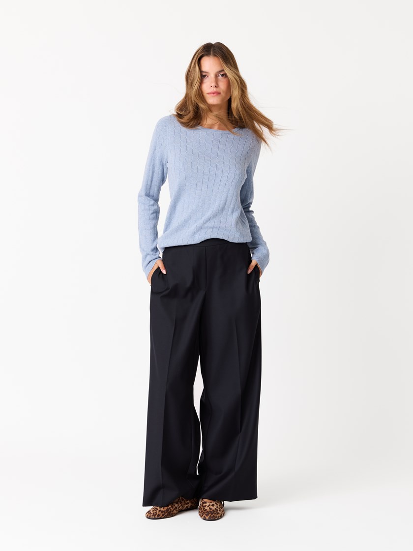 7511987 E9Q 7511987_E9Q_Jean Paul_Isadora Genser_W25 (3)_Isadora genser E9Q.jpg_