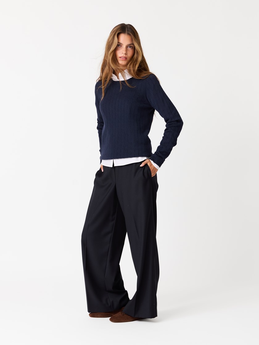 7511987 EM6 7511987_EM6-JEANPAUL-W25-Modell-Front_8220_Isadora genser EM6_Isadora genser EM6 7511987.jpg_