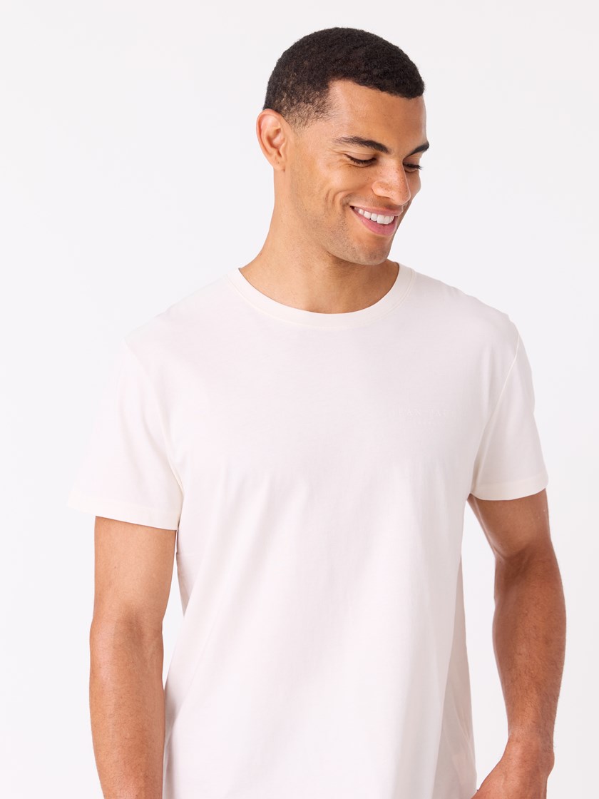 7512012 O79 7512012_O79-JEANPAUL-A25-Modell-Front_2738_Rodin t-skjorte O79_Rodin t-skjorte O79 7512012.jpg_