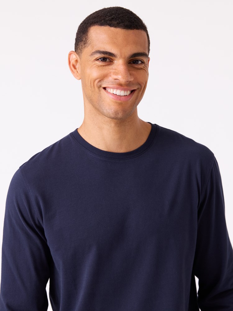 Jonathan genser 7512170_EM6-JEANPAUL-W25-Modell-Front_345_Jonathan genser EM6_Jonathan genser EM6 7512170.jpg_