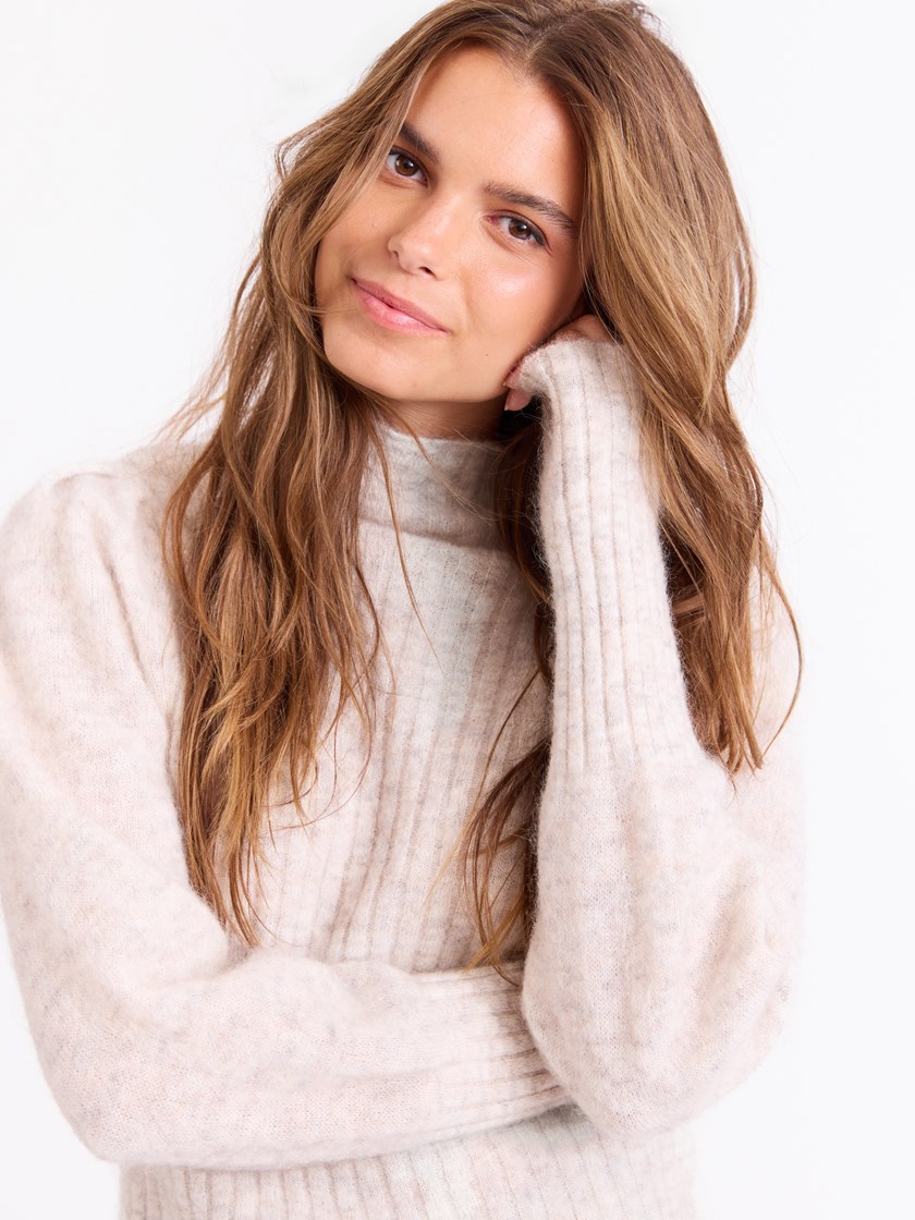 7512223 I2O 7512223_I2O_Jean Paul_Cindy Genser_A25 (5)_Cindy genser I2O_Cindy genser I2O 7512223.jpg_