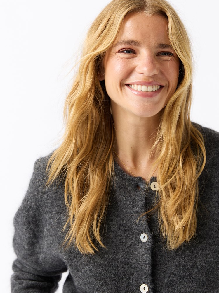 Adele cardigan 7512247_IGG_Jean Paul_Adele Cardigan_A25 (1)_Adele cardigan IGG_Adele cardigan IGG 7512247.jpg_