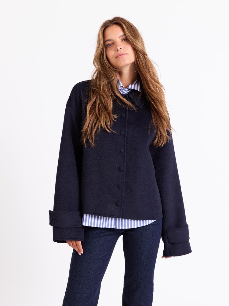 Linda jakke 7512302_EM6_Jean Paul_Linda Ulljakke_A25 (9)_Linda jakke EM6_Linda jakke EM6 7512302.jpg_