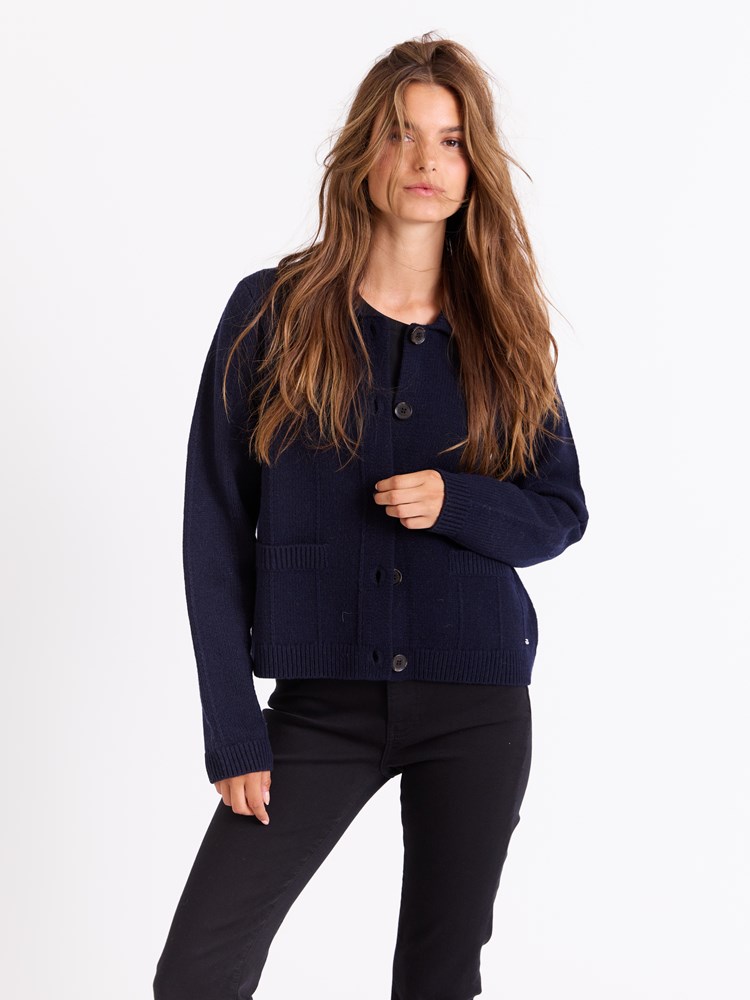 Yasmine cardigan 7512397_EM6_Jean Paul_Yasmine Cardigan_A25 (6)_Yasmine cardigan EM6.jpg_