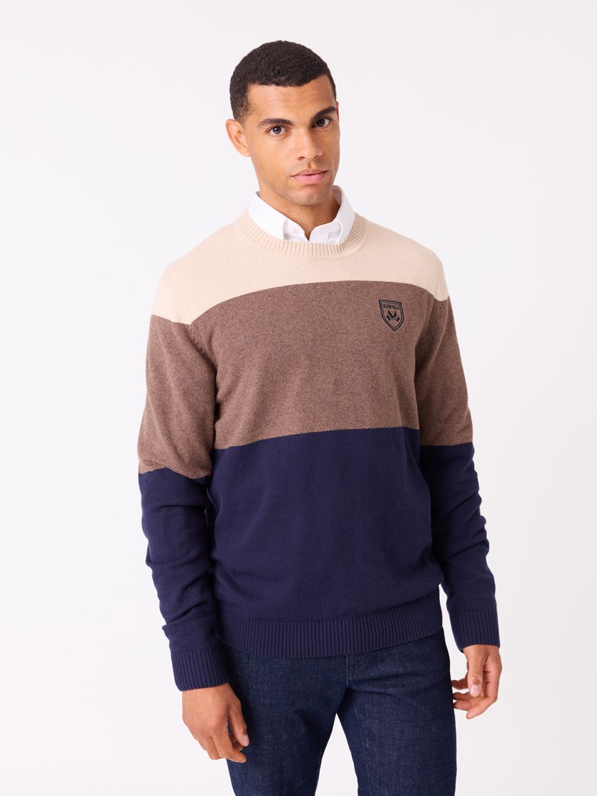 7512902 EM6 7512902_EM6-JEANPAUL-W25-Modell-Front_9187_Lucien stripet genser EM6_Lucien stripet genser EM6 7512902.jpg_