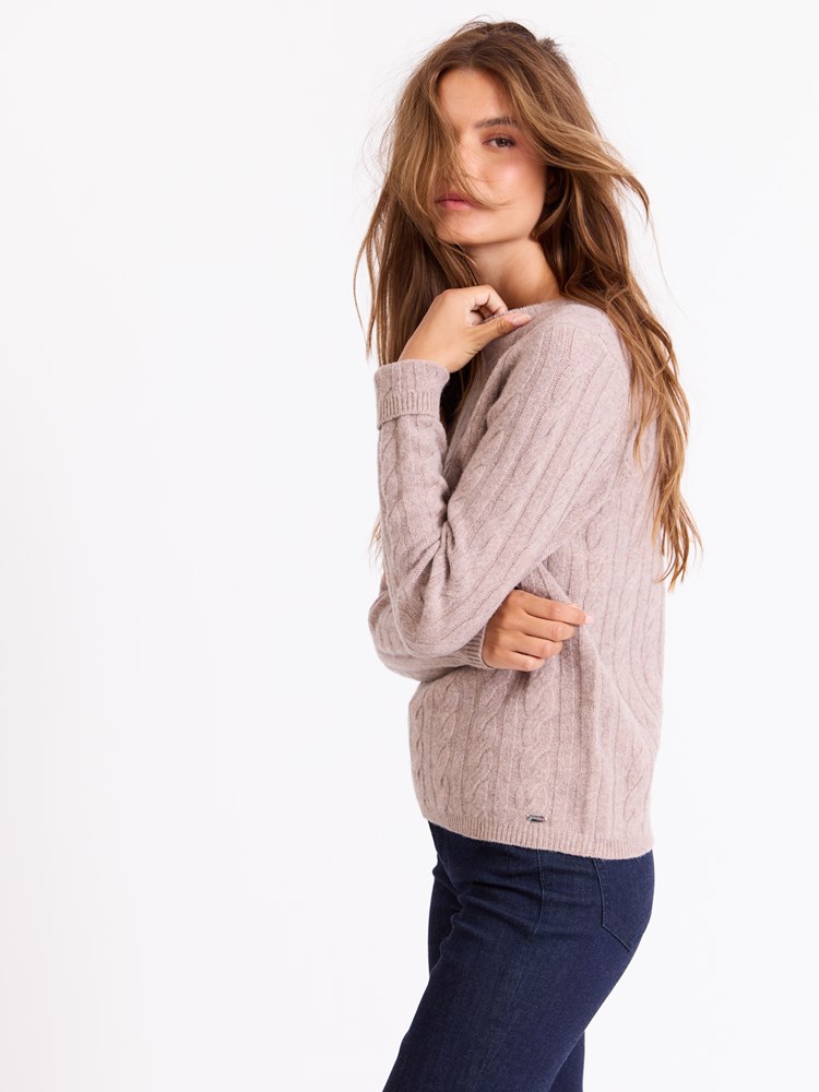 Alix genser 7513000_AEI_Jean Paul_Alix Genser_W25 (3)_Alix genser AEI_Alix genser AEI 7513000.jpg_