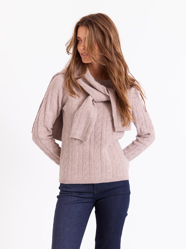 Alix genser 7513000_AEI_Jean Paul_Alix Genser_W25 (5)_Alix genser AEI_Alix genser AEI 7513000.jpg_