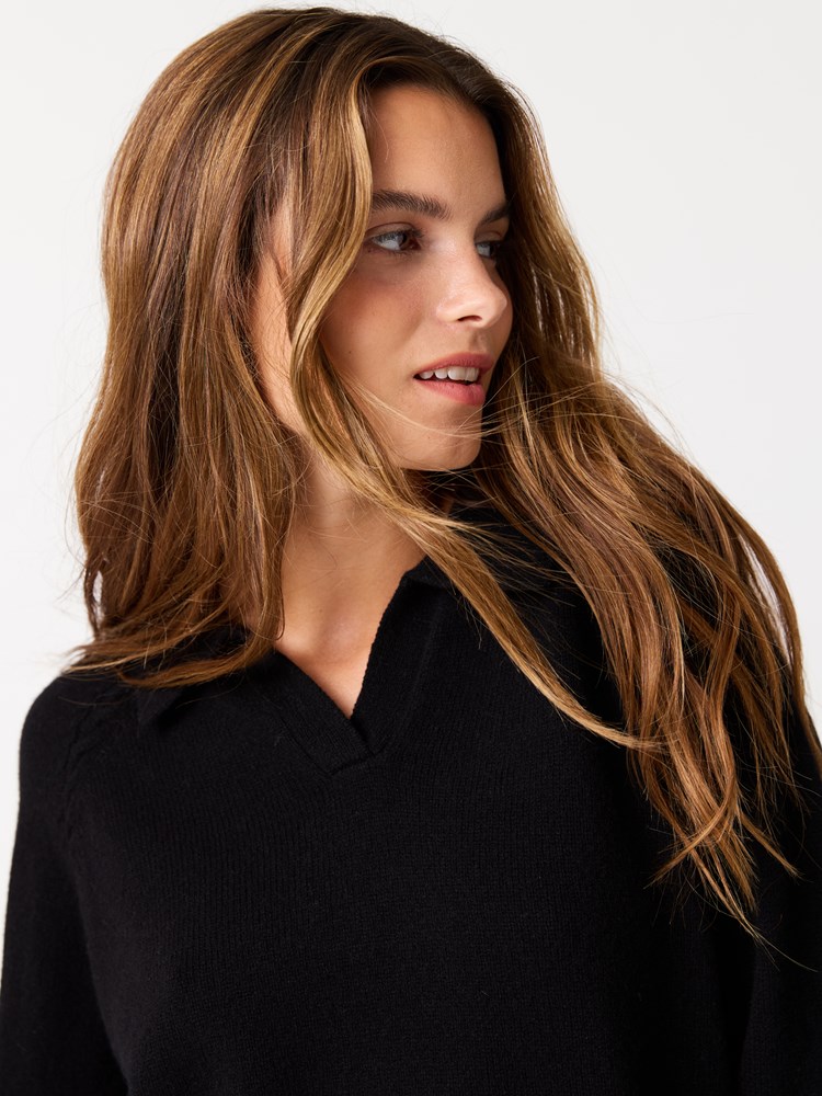 Majsen genser 7513003_C25-JEANPAUL-W25-Modell-Front_4656_Majsen genser C25_Majsen genser C25 7513003.jpg_