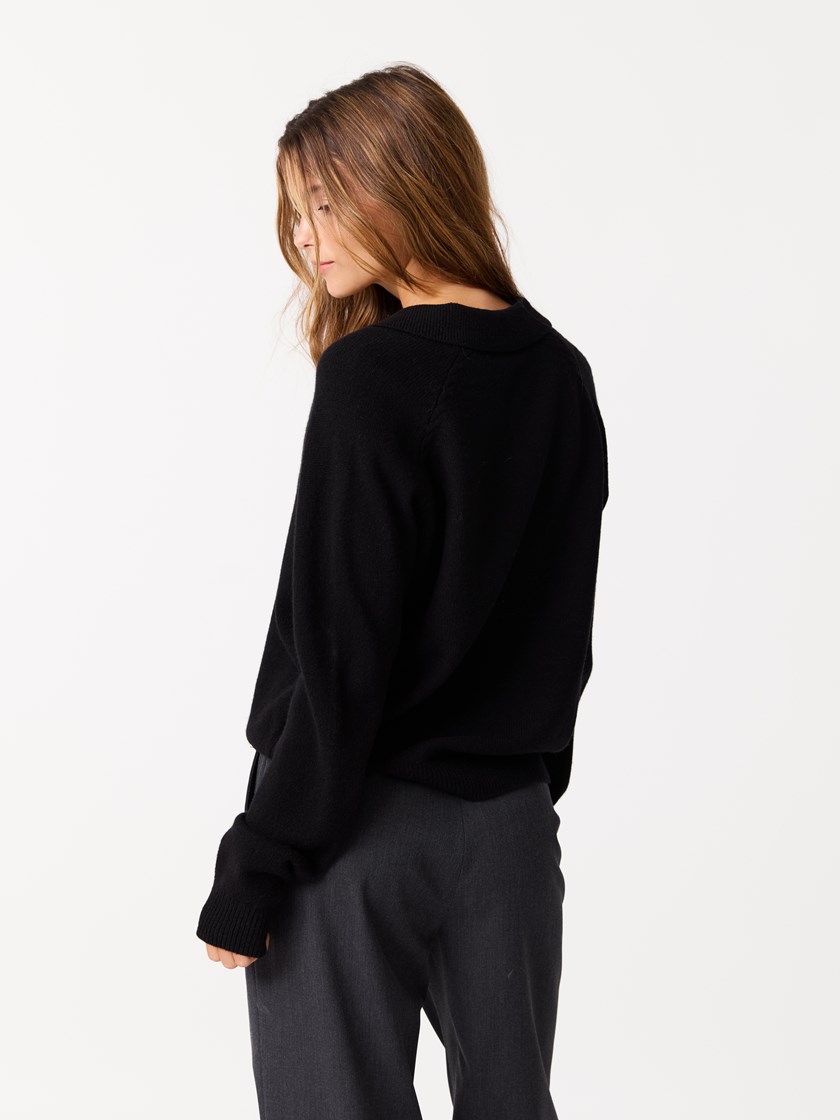 7513003 C25 7513003_C25-JEANPAUL-W25-Modell-Front_6824_Majsen genser C25_Majsen genser C25 7513003.jpg_