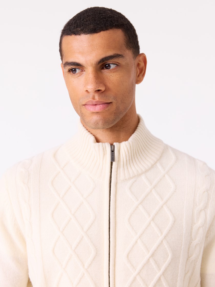 7513068 O63 7513068_O63-JEANPAUL-W25-Modell-Front_4474_Beaufort cardigan O63.jpg_