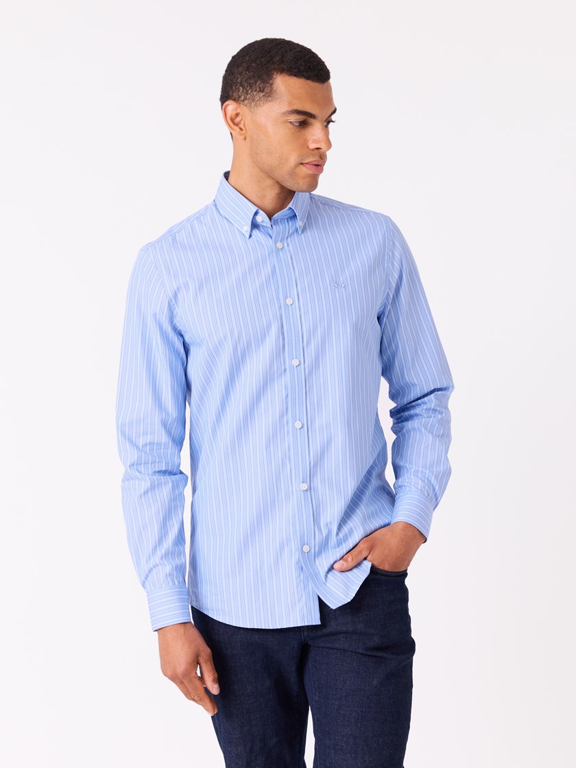 7513217 EAX 7513217_EAX-JEANPAUL-W25-Modell-Front_8154_Avenue skjorte - Regular fit EAX.jpg_