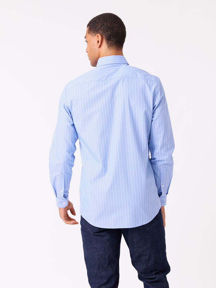 Avenue skjorte - Regular fit 7513217_EAX-JEANPAUL-W25-Modell-Front_8876_Avenue skjorte - Regular fit EAX_Avenue skjorte - Regular fit EAX 7513217.jpg_