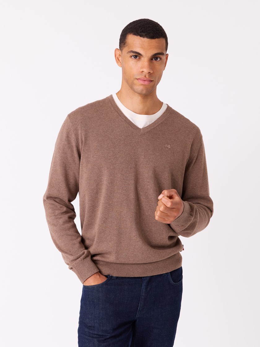 7513259 AGG 7513259_AGG-JEANPAUL-A25-Modell-Front_8472_Gerard v-neck AGG_Gerard v-neck AGG 7513259.jpg_Front||Front