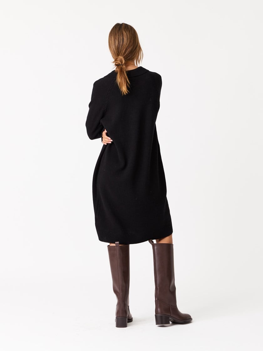 7513310 C25 7513310_C25-JEANPAUL-W25-Modell-Front_3829_Majsen kjole C25.jpg_