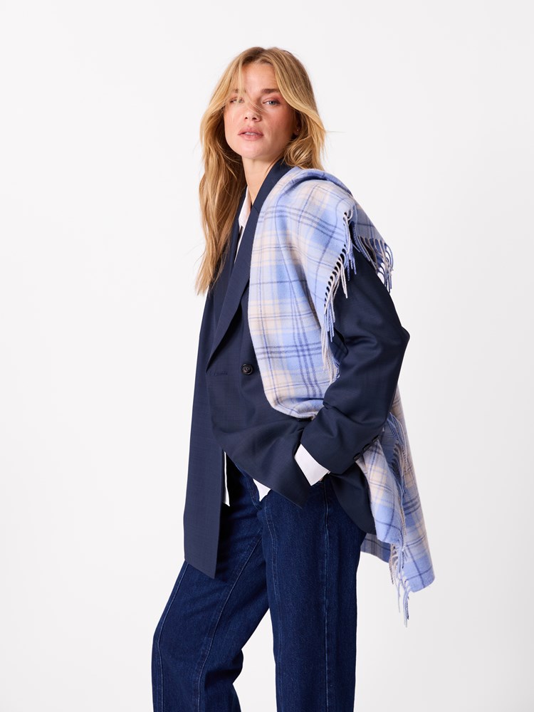 Lill ullskjerf 7513362_Jean Paul_Lill Ullskjerf_W25 (5)_E9Q_Lill ullskjerf E9Q_Lill ullskjerf E9Q 7513362.jpg_