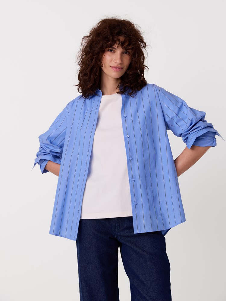 Josephine skjorte 7513504_E9O-JEANPAUL-A26-Modell-Front_2570.jpg_Front