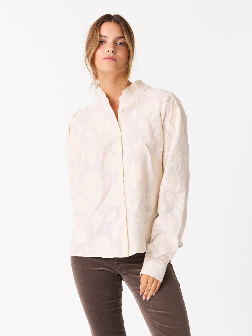 7513567 I2O 7513567_I2O-JEANPAUL-W25-Modell-Front_2528.jpg_