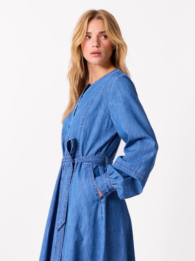 Aline kjole 7513848_ECL_Jean Paul_Aline kjole_S26 (5)_Aline kjole ECL.jpg_