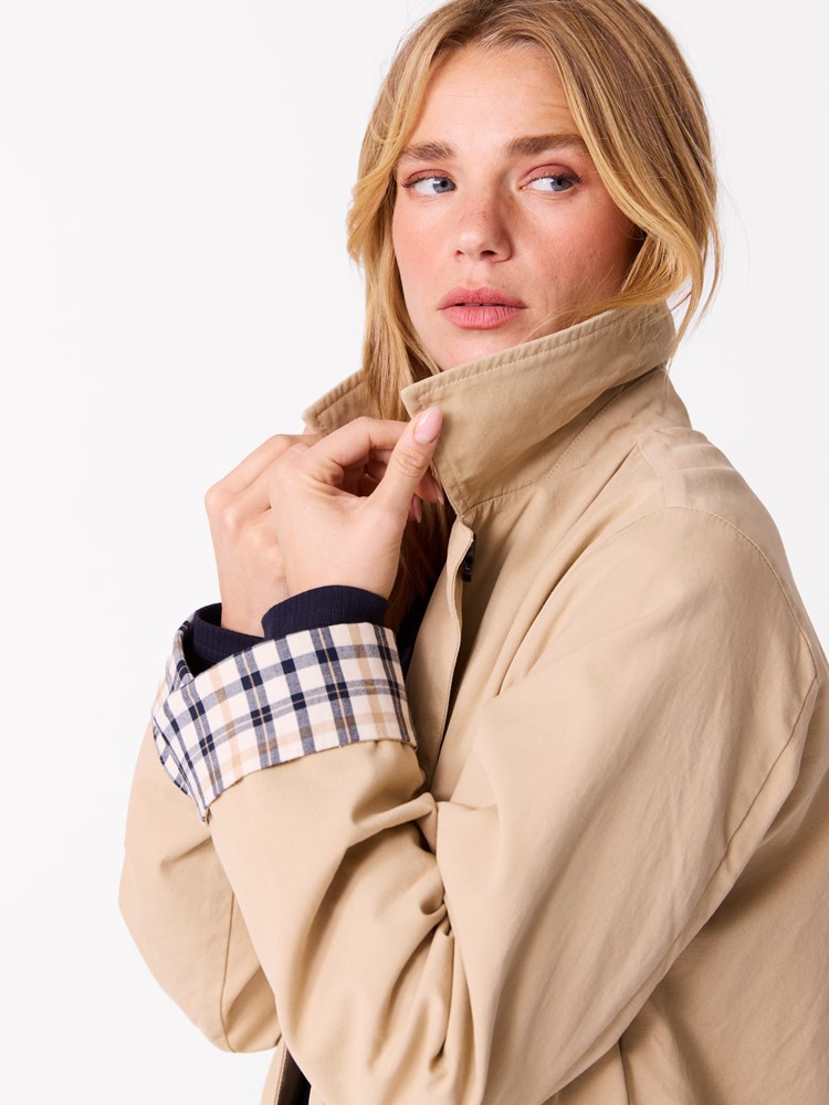 Lillybeth kåpe 7513854_AM7_Jean Paul_Lillybeth kåpe_S26 (6)_Lillybeth kåpe AM7.jpg_