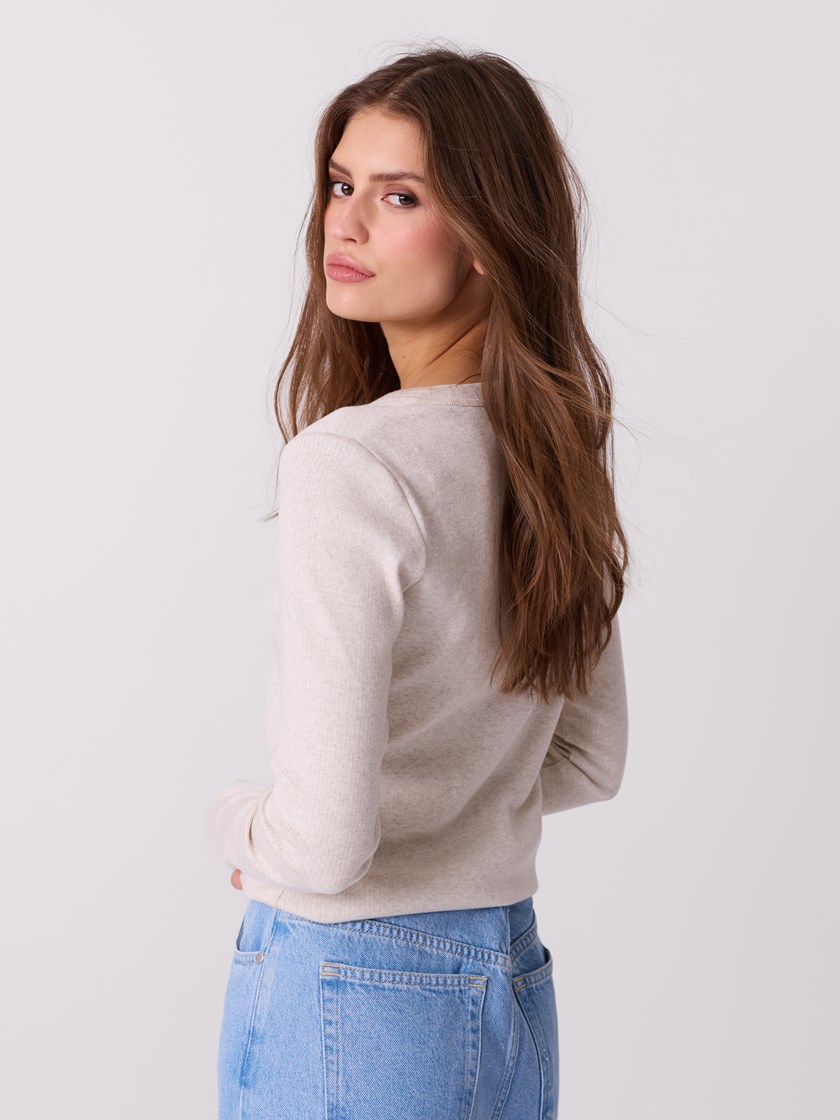 7513886 R51 7513886_S51_Jean Paul_Sinda Topp_S26 (6)_Sinda topp R51.jpg_