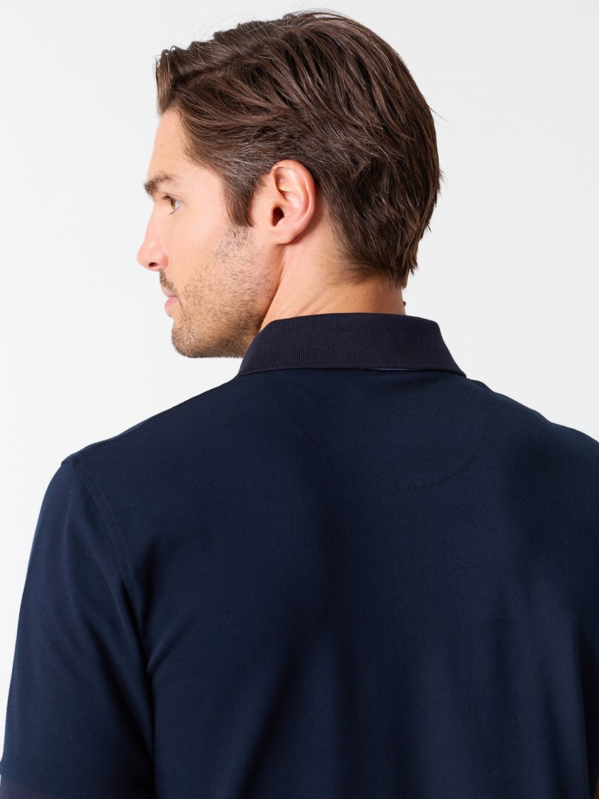 7513904 EM6 7513904_EM6-JEANPAUL-S26-Modell-Front_3187_Mitch pique EM6.jpg_Front||Front