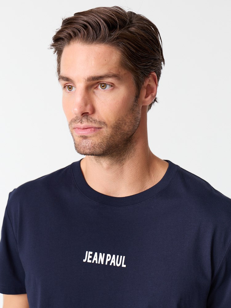 Loup t-skjorte 7514052_EM6-JEANPAUL-S26-Modell-Front_4130_Loup t-skjorte EM6.jpg_Front||Front
