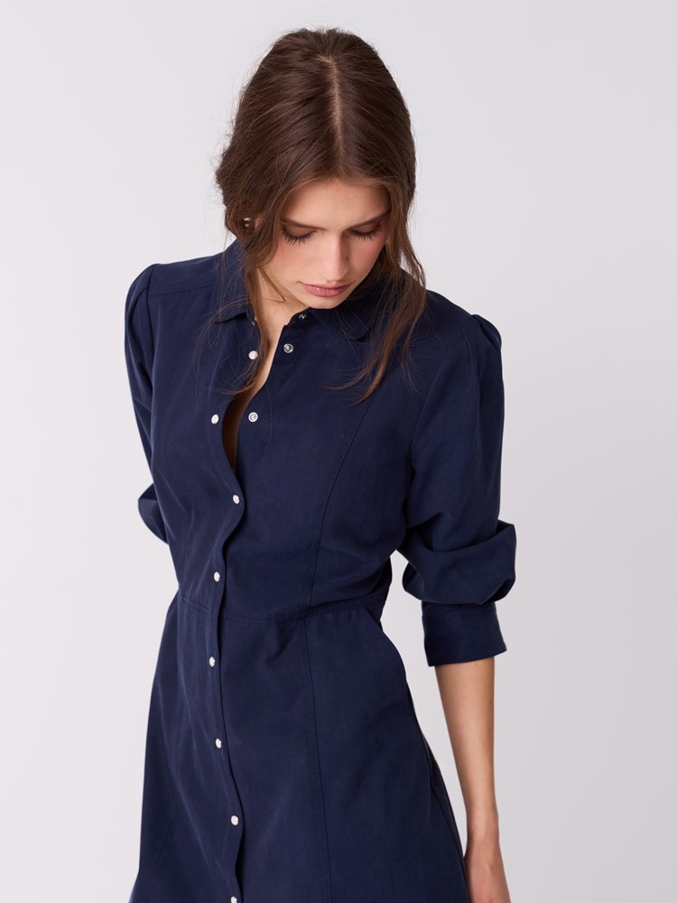 Brittany kjole 7514066_EM6_Jean Paul_Brittany Kjole_S26 (6)_Brittany kjole EM6.jpg_