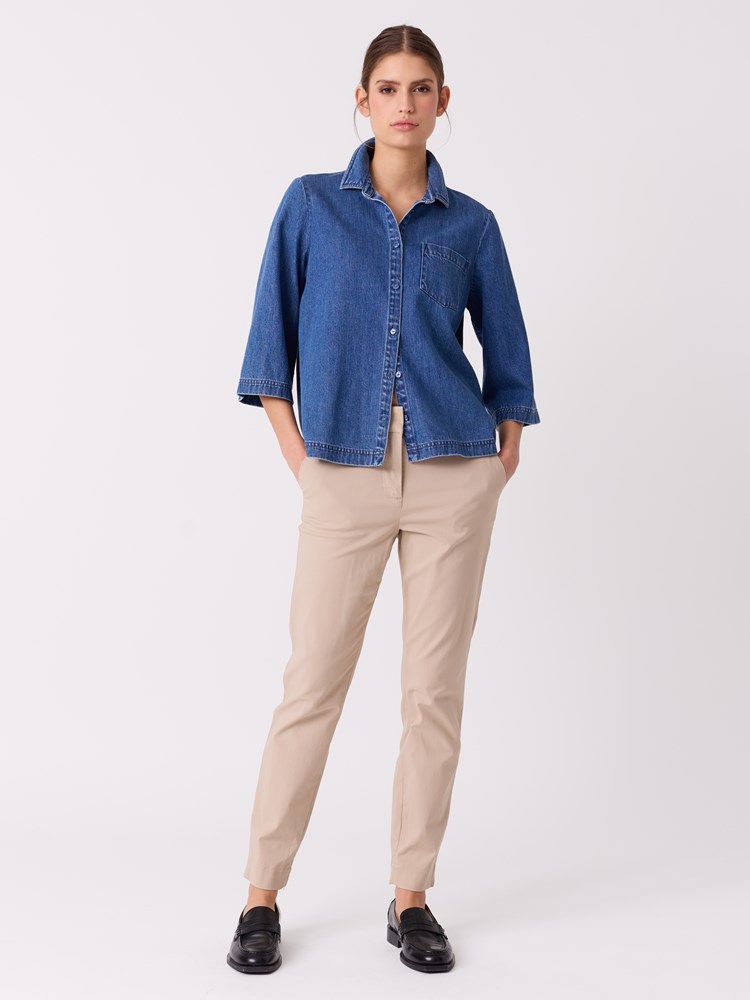 Caroline chino 7514098_I4Y_Jean Paul_Caroline Chinos_S26 (5)_Caroline chino I4Y.jpg_