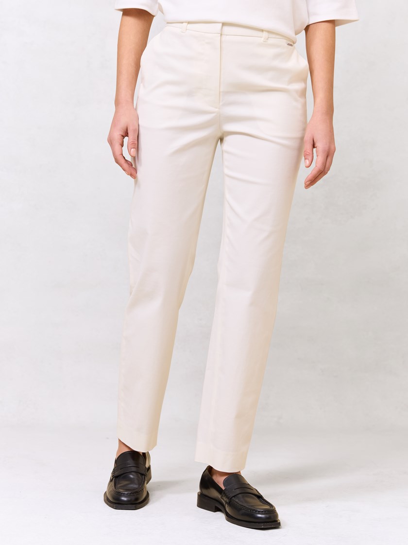 7514098 O79 7514098_O79_Jean Paul_Caroline Chinos_S26 (1)_Caroline chino O79 7514098.jpg_