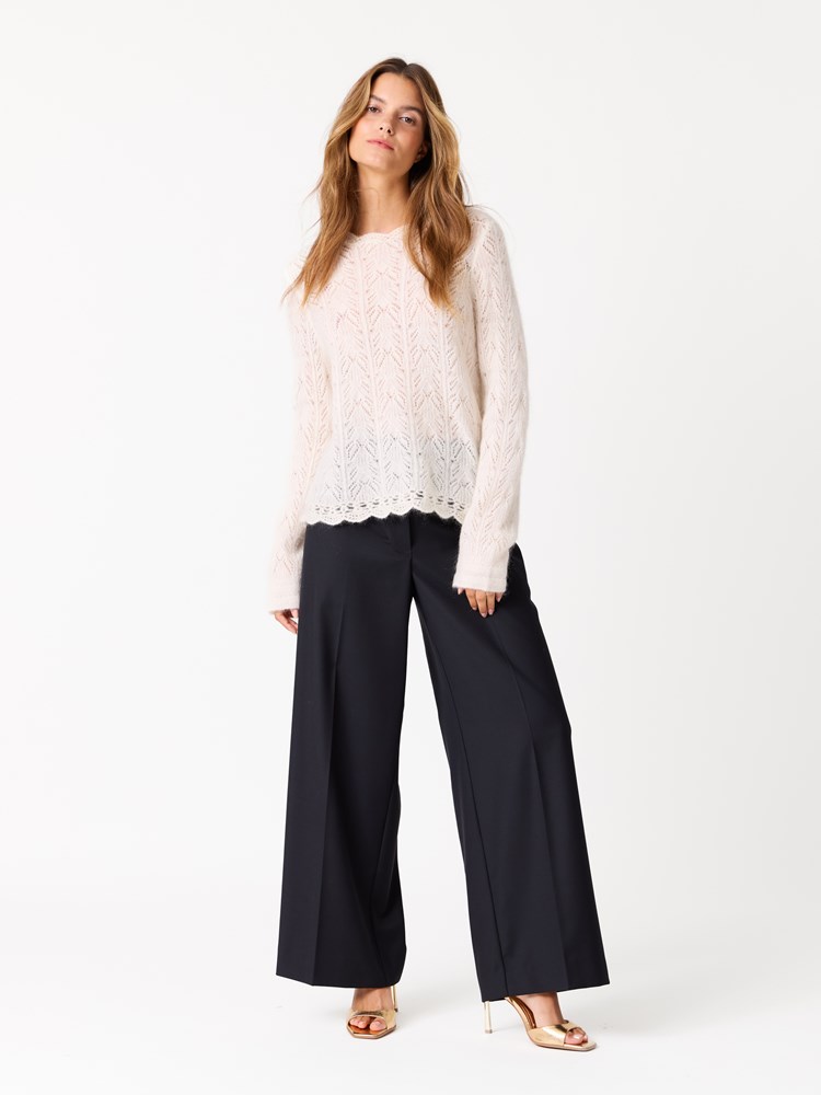 Lina genser 7514261_O79-JEANPAUL-W25-Modell-Front_7134_Lina genser O79_Lina genser O79 7514261.jpg_