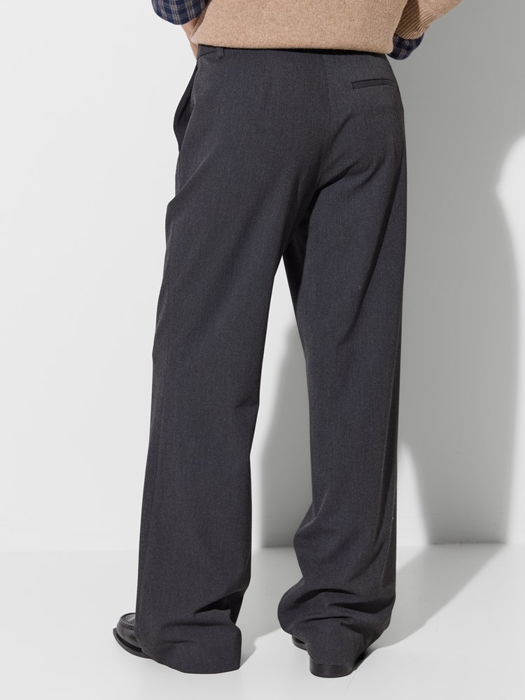 Juni bukse 7514272_IGG-JEANPAUL-W25-Modell-Front_5352_Juni bukse IGG.jpg_Front||Front