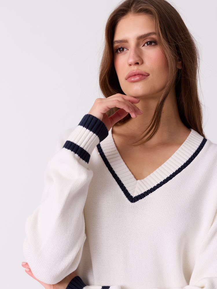 Ruth genser 7514342_O79_Jean Paul_Ruth Genser_S26 (5)_Ruth genser O79.jpg_