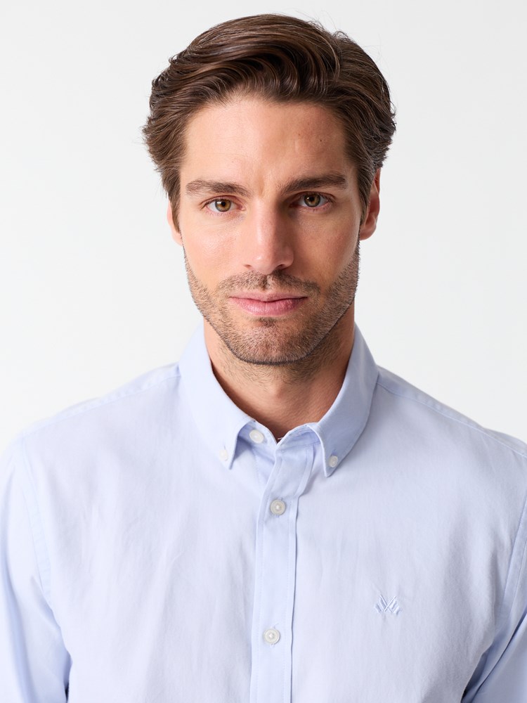 Christopher skjorte - Regular fit 7514395_EO1-JEANPAUL-S26-Modell-Front_9918_Christopher skjorte - Regular fit EO1_Christopher skjorte - Regular fit EO1 7514395.jpg_Front||Front