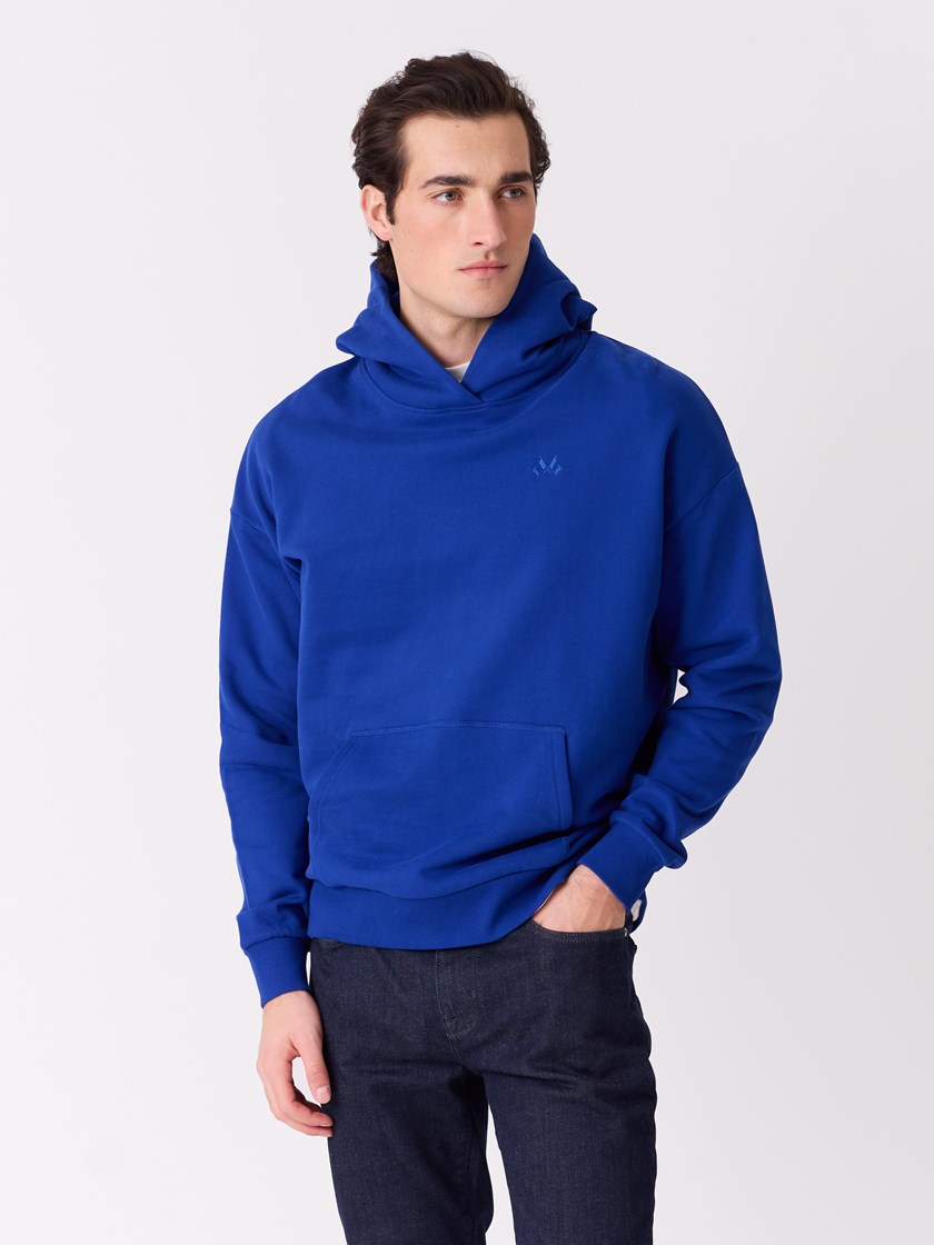 7514423 EGA 7514423_EGA-JEANPAUL-S26-Modell-Front_5716_Brice hettegenser EGA_Brice hettegenser EGA 7514423.jpg_Front