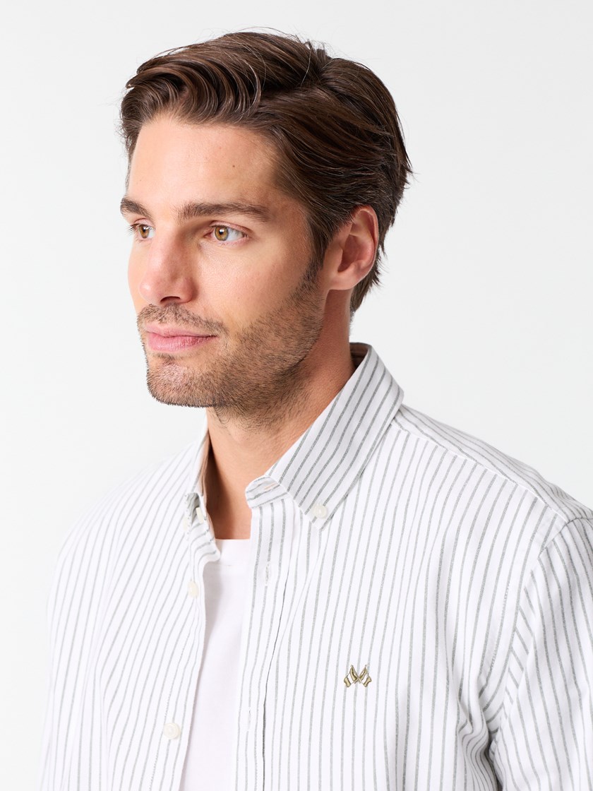 7514425 I6U 7514425_I6U-JEANPAUL-S26-Modell-Front_930_Norman skjorte - Regular fit I6U_Norman skjorte - Regular fit I6U 7514425.jpg_Front||Front