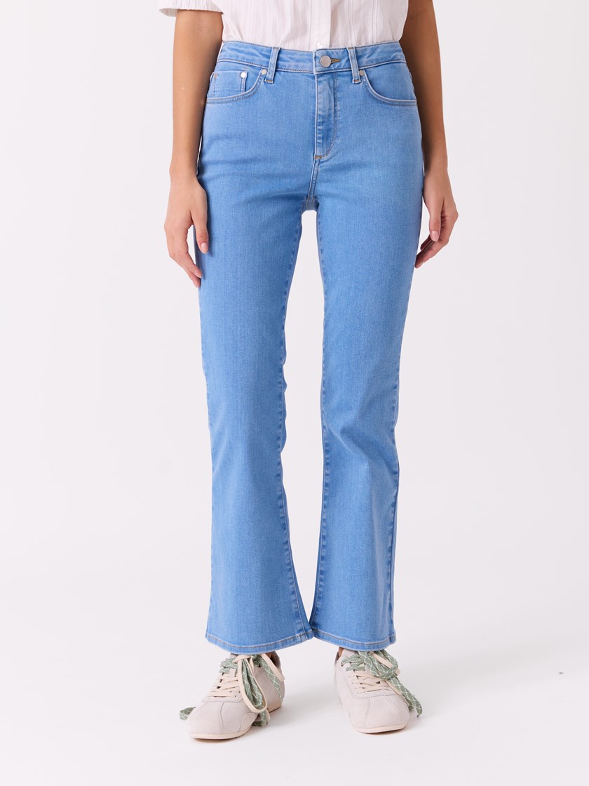 7514802 DAE 7514802_DAE_Jean Paul_Sabine Cropped Flared Jeans_H26 (3)_Sabine cropped flared jeans DAE.jpg_