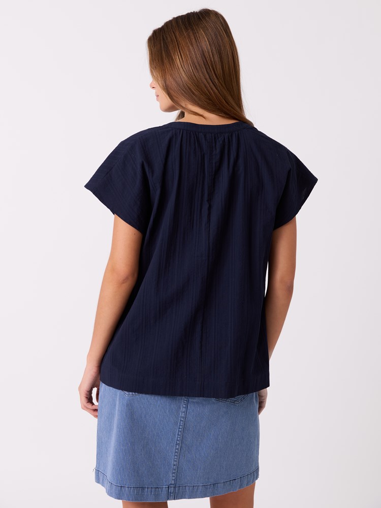 Lilly bluse 7515044_EM6-JEANPAUL-H26-Front_4520.jpg_